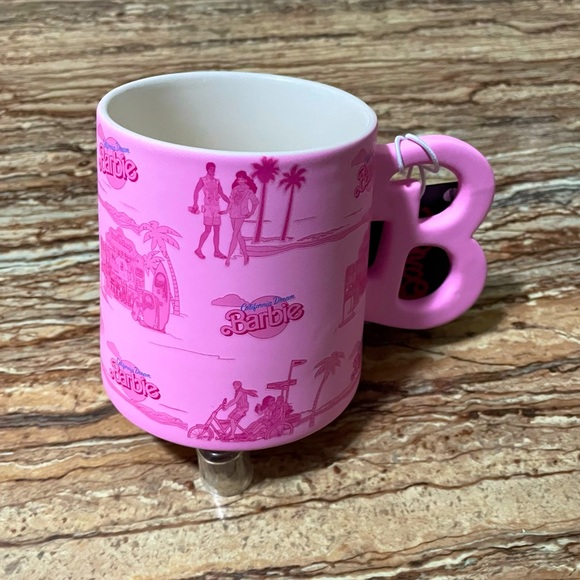 Barbie - Picture 4 of 7